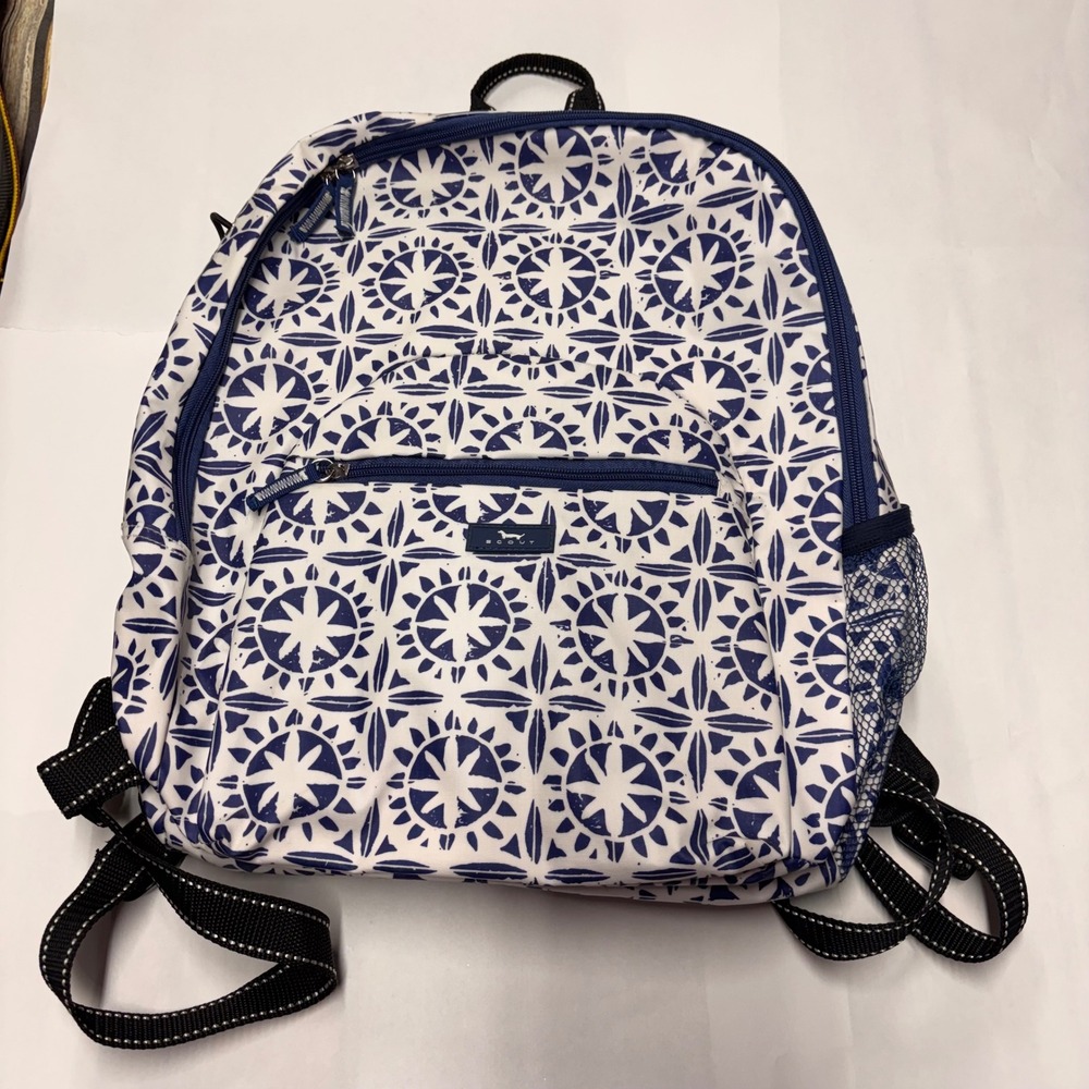 SCOUT Big Draw Backpack Blue White Geometric Medallion Print Padded Straps